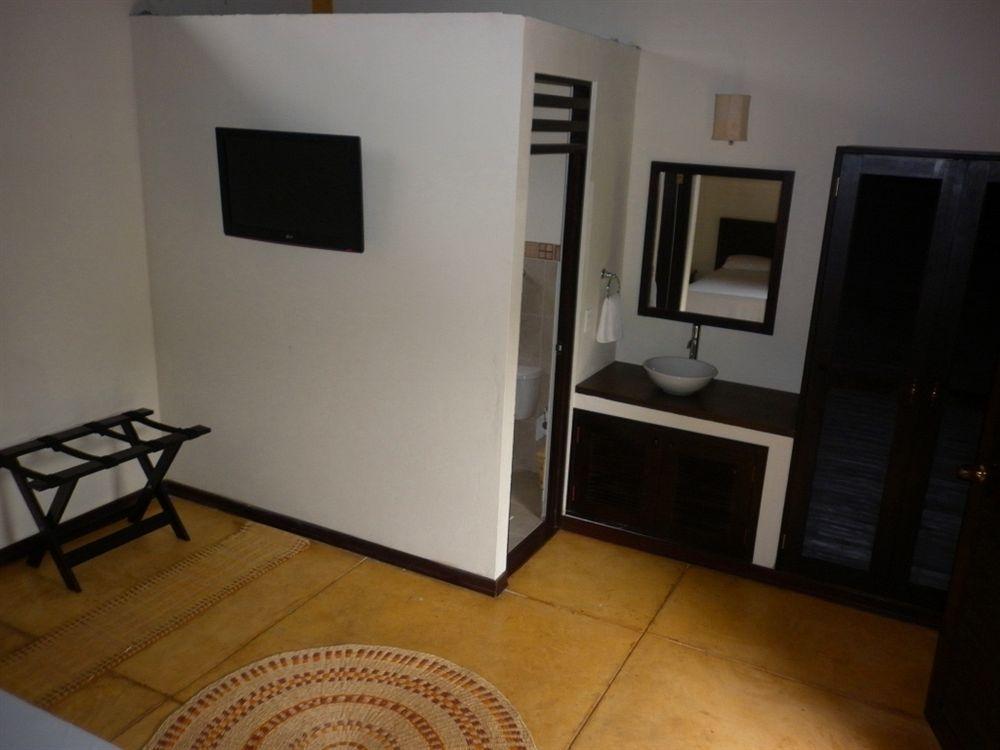 Hotel Amazon Bed And Breakfast Leticia Bilik gambar